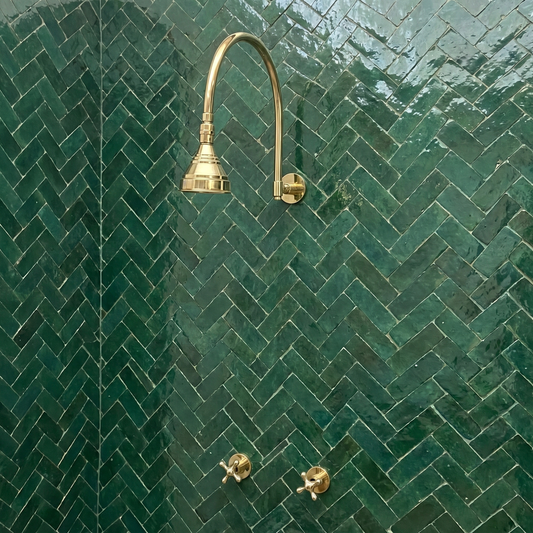 Unlacquered Brass Adjustable Round Rain Shower System — Arcuate arm (UBCSS-002) — shower system overview