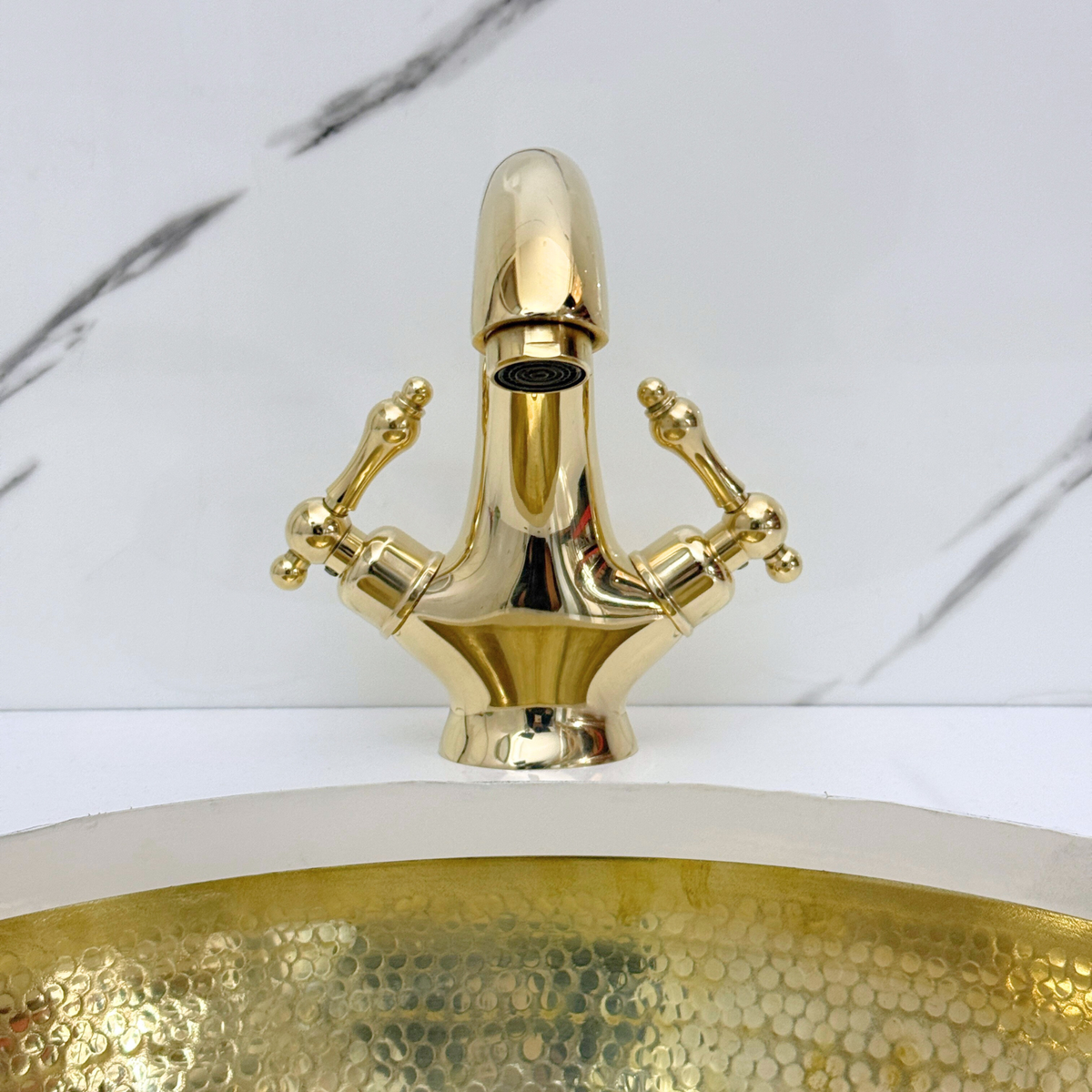 Curved unlacquered brass single-hole faucet, 5" reach with lever handles – alternate view 3